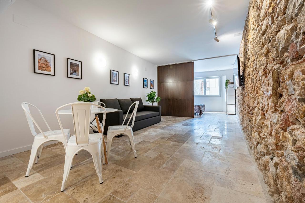 Stone Wall Apartment En Barri Port Maritim Tarragona Exterior foto